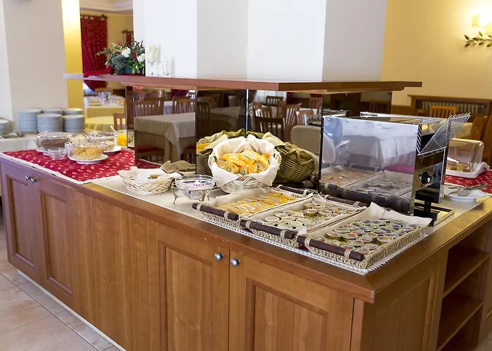 Trieste 酒店 罗卡拉索